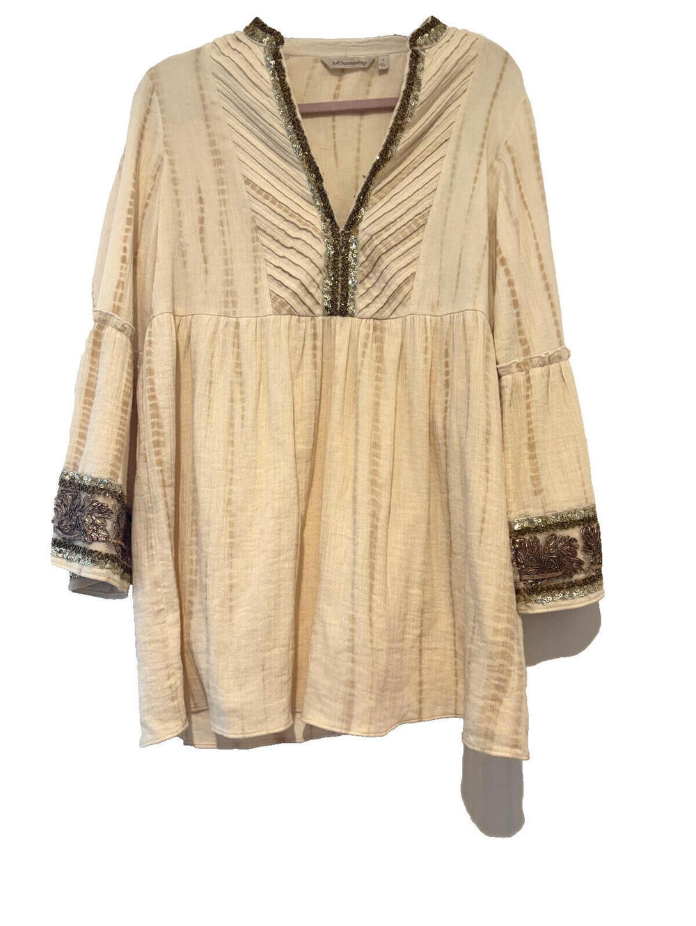 Soft Surroundings sz S cream 3/4 sleeve embellished sequined bell sleeve blouseE